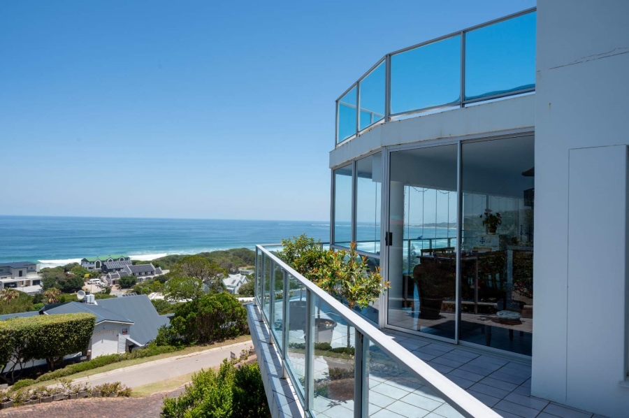 8 Bedroom Property for Sale in Brenton On Sea Western Cape